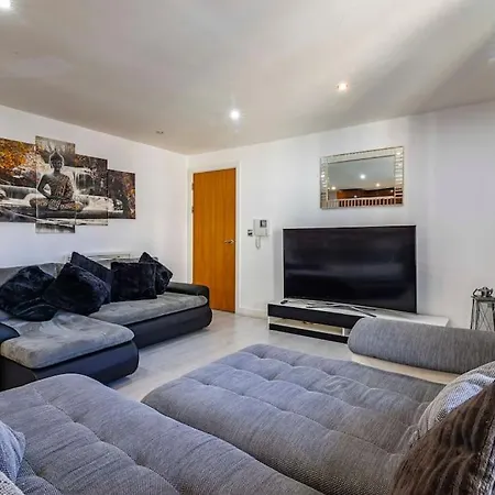 Nottingham Central Apartment With Balcony And Two Bedrooms Exterior photo