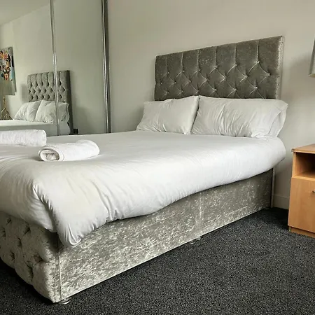 Nottingham Central Apartment With Balcony And Two Bedrooms Exterior photo